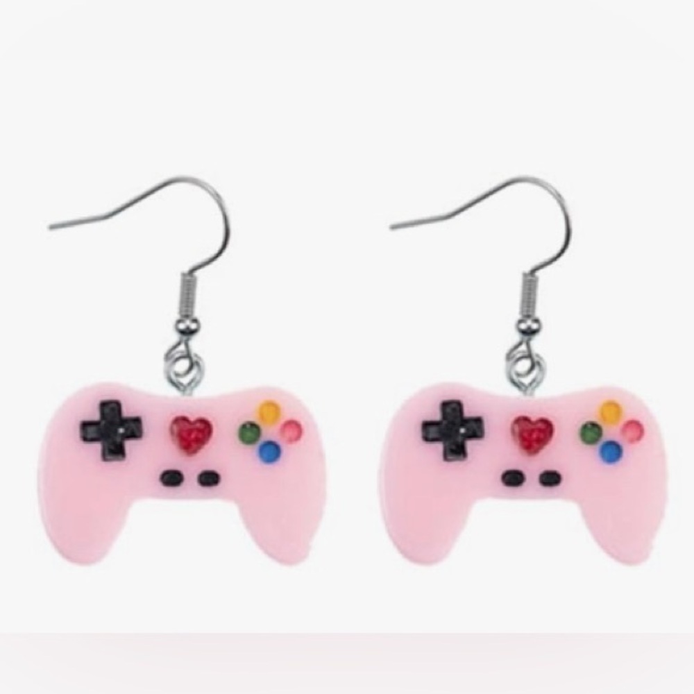 NWT - Video Game Controller 3D Resin Dangle Earrings Set w/ Heart Pink